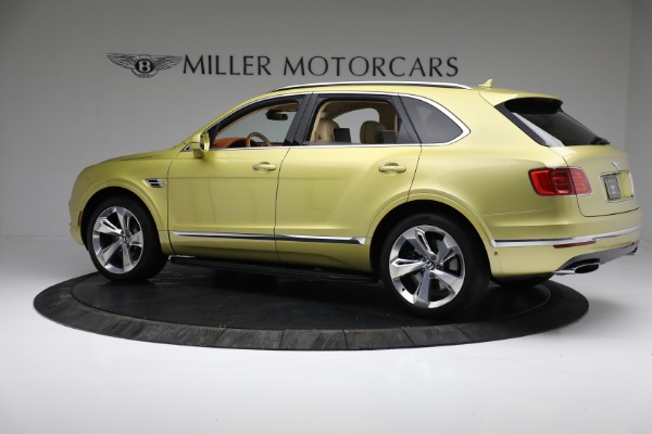 Used 2018 Bentley Bentayga W12 Signature for sale Sold at McLaren Greenwich in Greenwich CT 06830 3