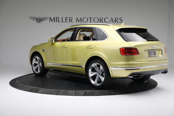 Used 2018 Bentley Bentayga W12 Signature for sale Sold at McLaren Greenwich in Greenwich CT 06830 4