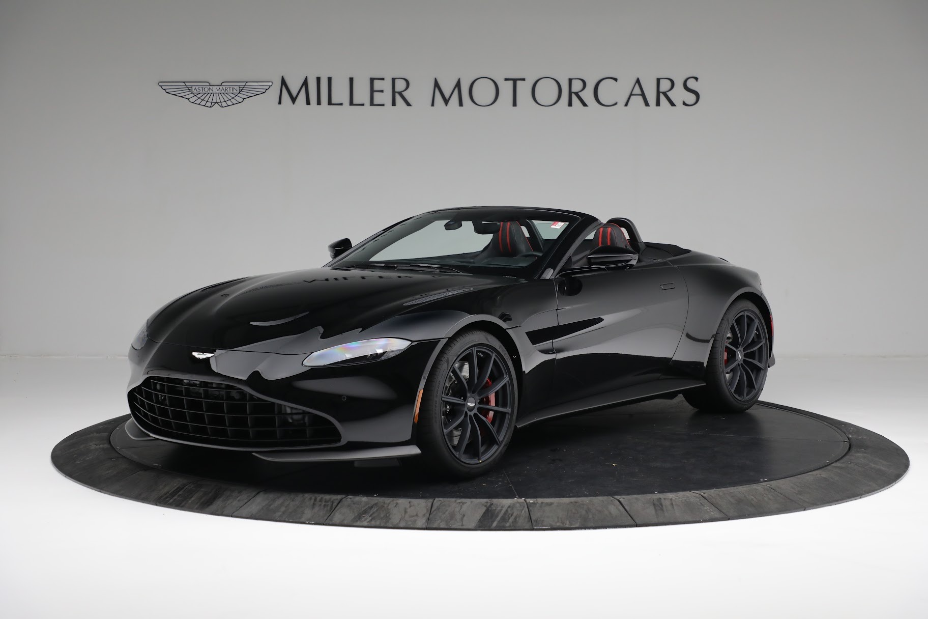 Used 2021 Aston Martin Vantage Roadster for sale Sold at McLaren Greenwich in Greenwich CT 06830 1