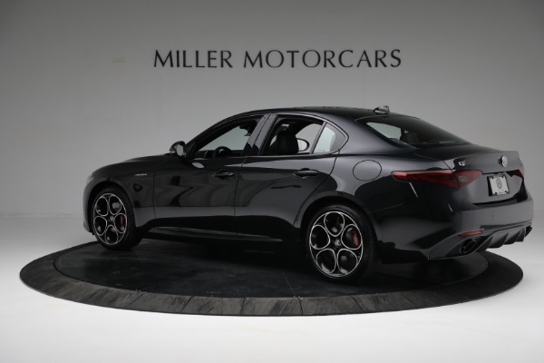 New 2022 Alfa Romeo Giulia Veloce for sale Sold at McLaren Greenwich in Greenwich CT 06830 4