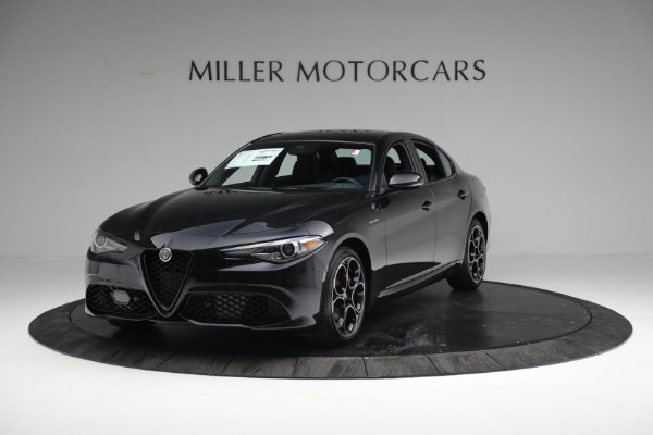 New 2022 Alfa Romeo Giulia Veloce for sale Sold at McLaren Greenwich in Greenwich CT 06830 1