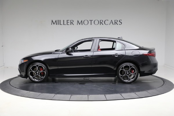 New 2022 Alfa Romeo Giulia Veloce for sale Sold at McLaren Greenwich in Greenwich CT 06830 2