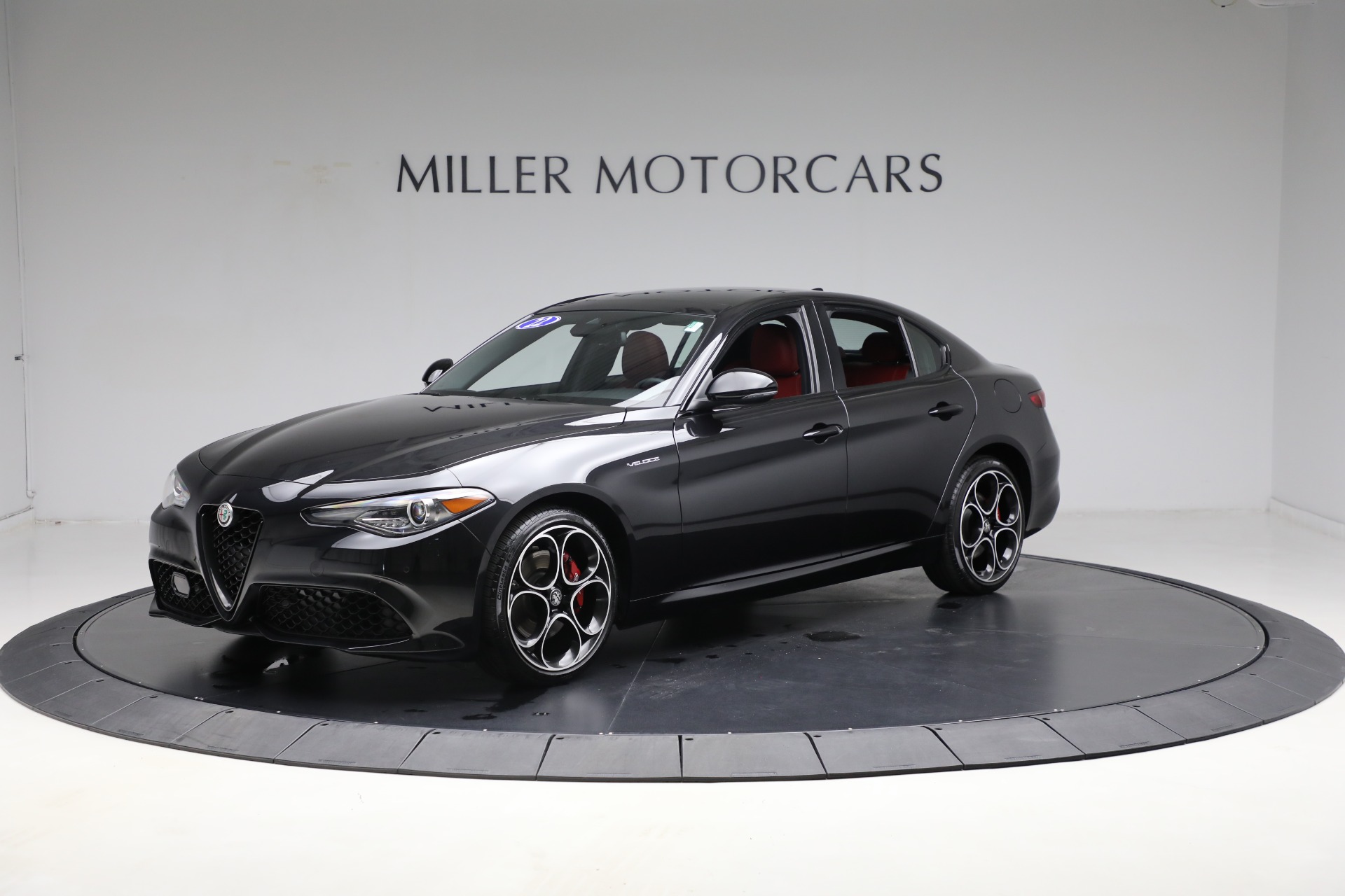 Used 2022 Alfa Romeo Giulia Veloce for sale Sold at McLaren Greenwich in Greenwich CT 06830 1