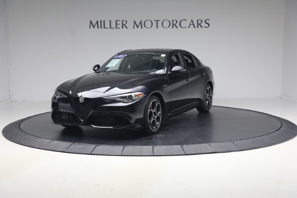 Used 2022 Alfa Romeo Giulia Veloce for sale $27,900 at McLaren Greenwich in Greenwich CT 06830 2