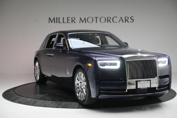 Used 2022 Rolls-Royce Phantom for sale Sold at McLaren Greenwich in Greenwich CT 06830 3