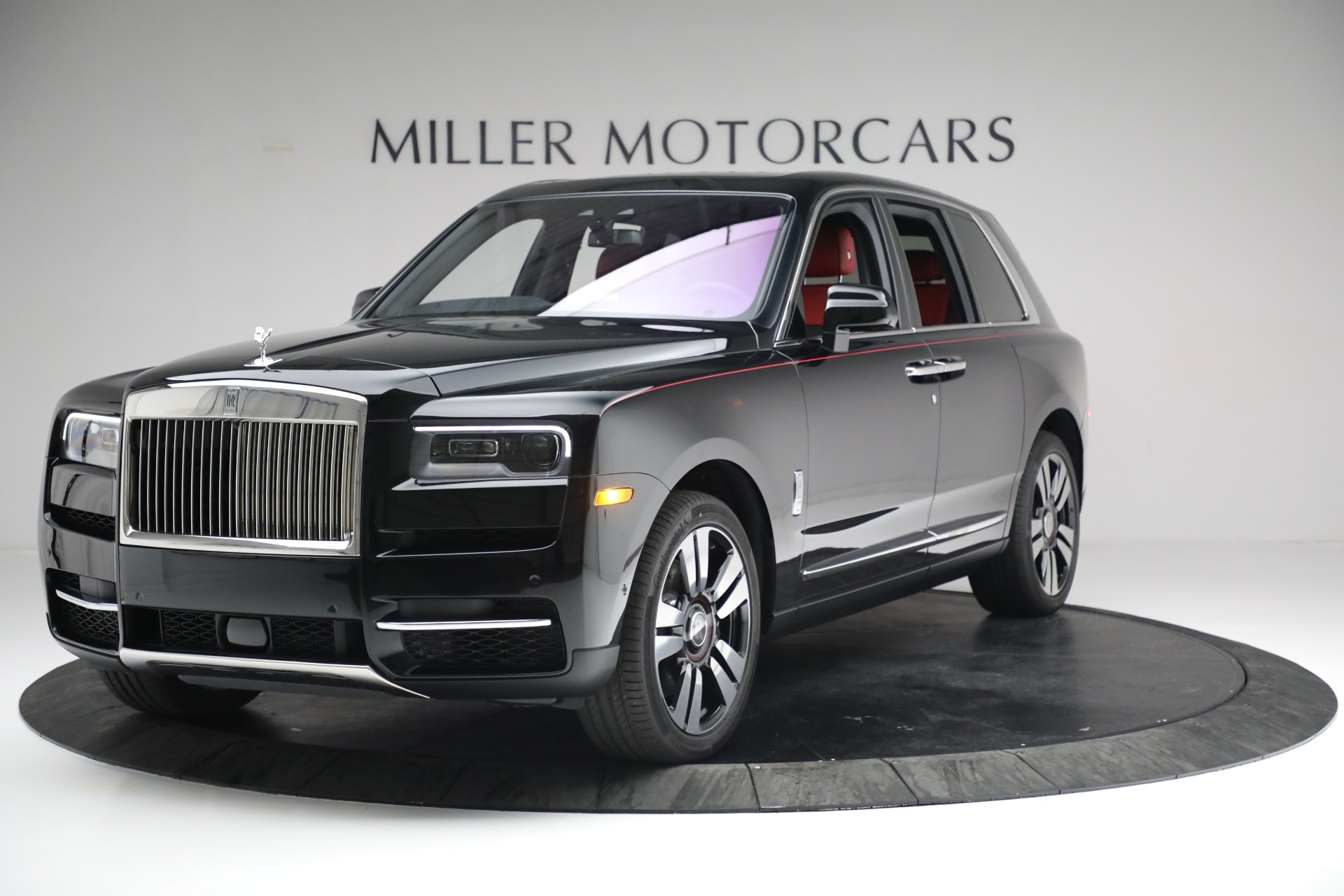 Giá xe RollsRoyce 2023 Giá lăn bánh và thông tin ưu đãi 92023