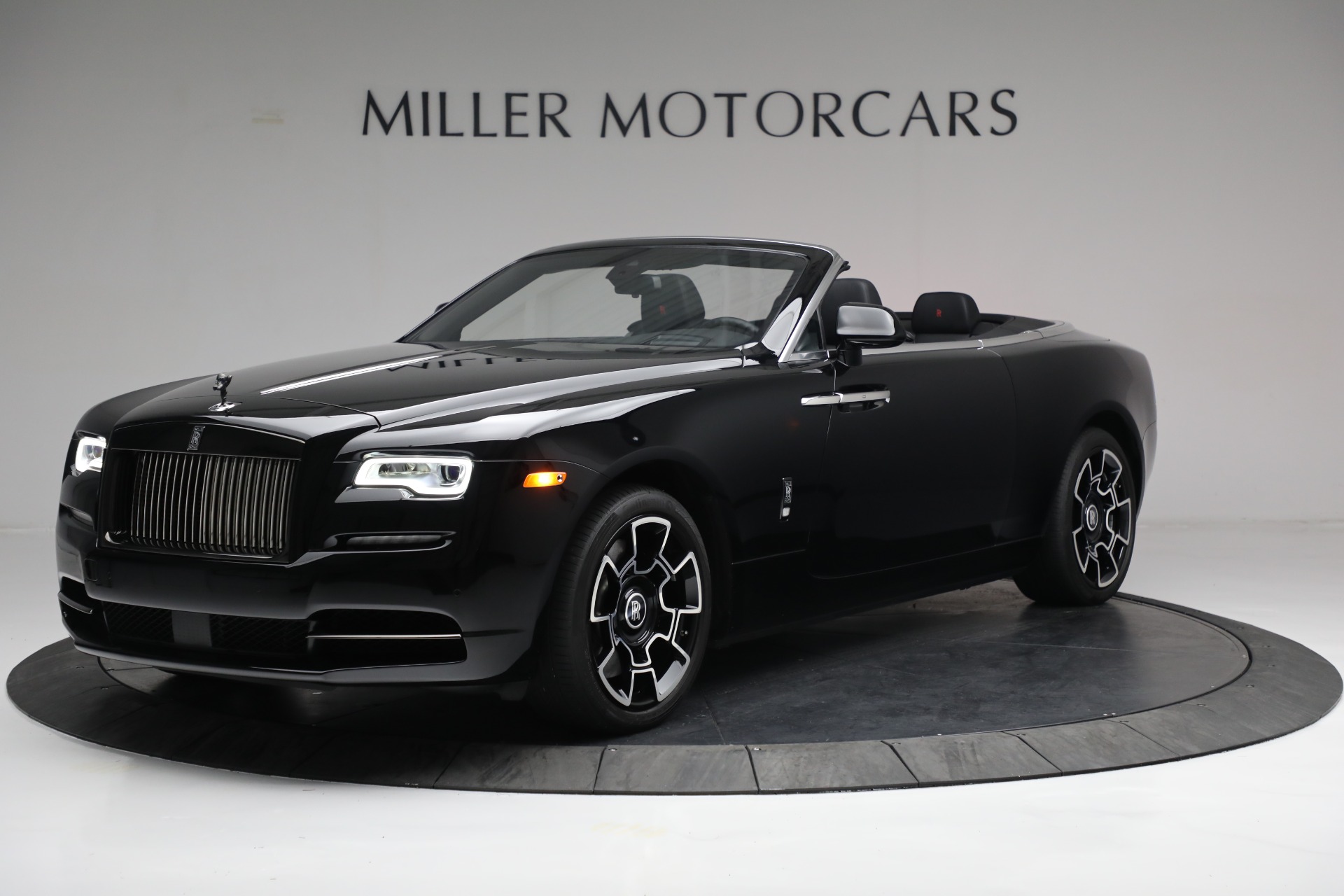 Used 2018 Rolls-Royce Black Badge Dawn for sale $329,900 at McLaren Greenwich in Greenwich CT 06830 1