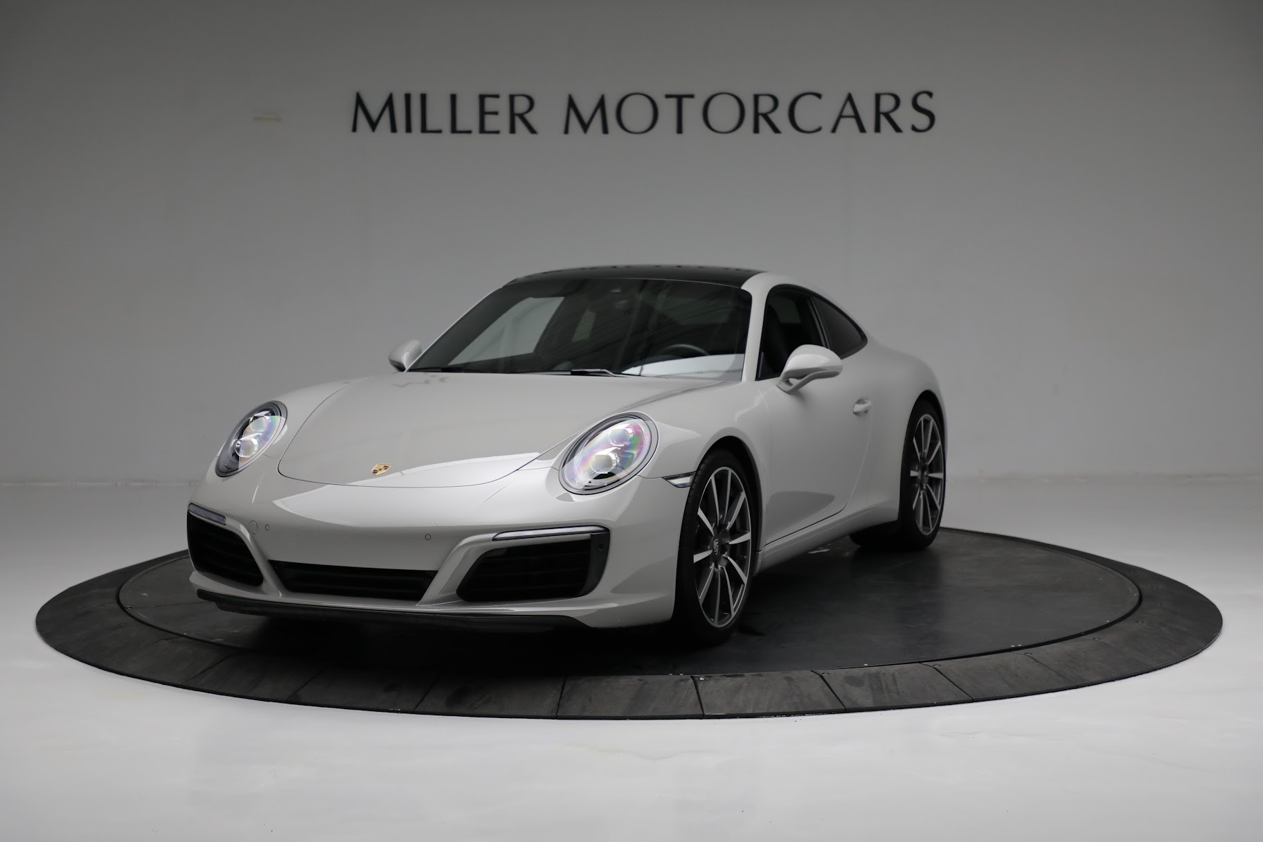 Used 2018 Porsche 911 Carrera S for sale Sold at McLaren Greenwich in Greenwich CT 06830 1
