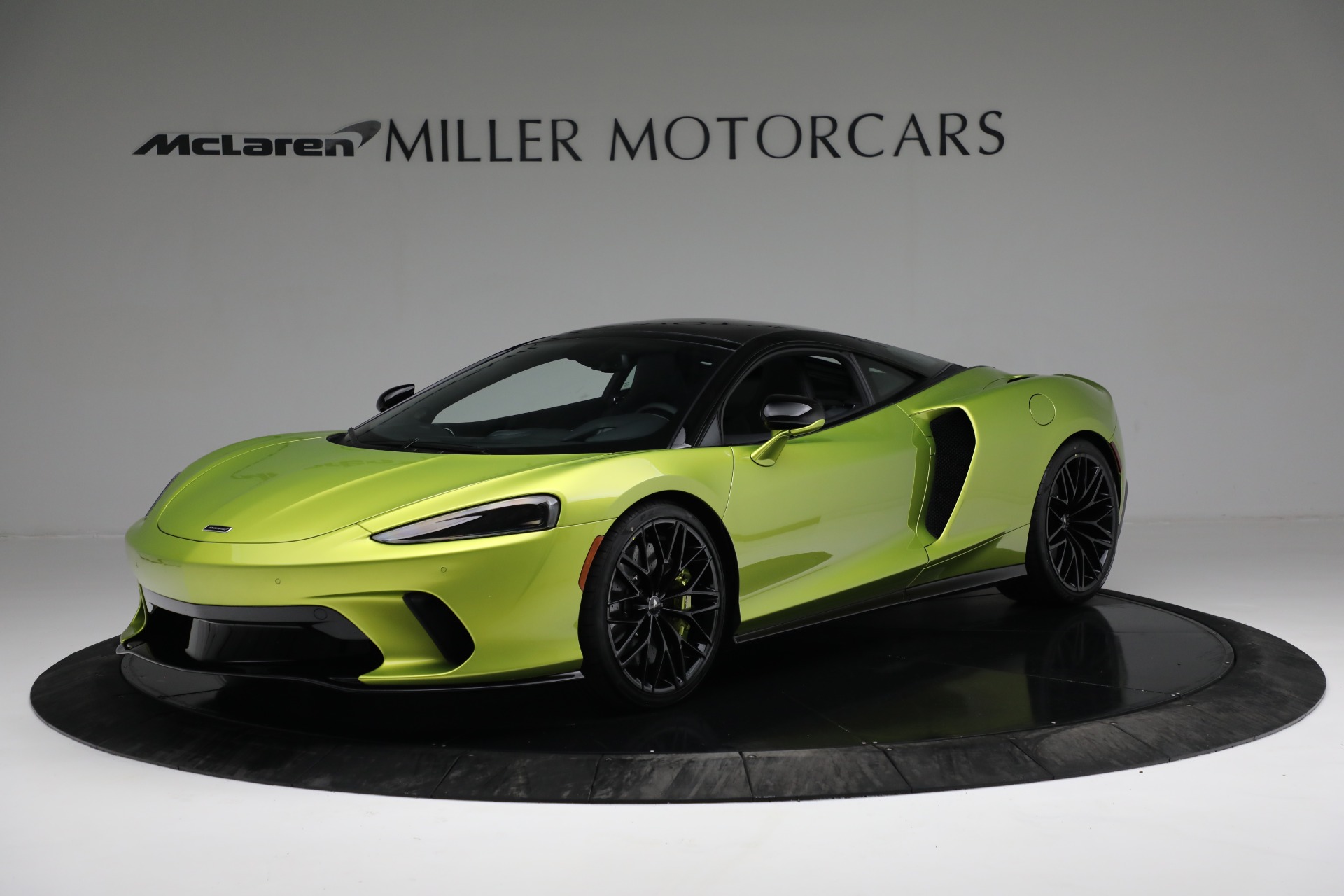 Used 2022 McLaren GT for sale Sold at McLaren Greenwich in Greenwich CT 06830 1