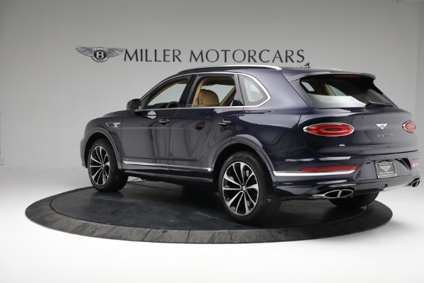 Used 2021 Bentley Bentayga V8 for sale Call for price at McLaren Greenwich in Greenwich CT 06830 4