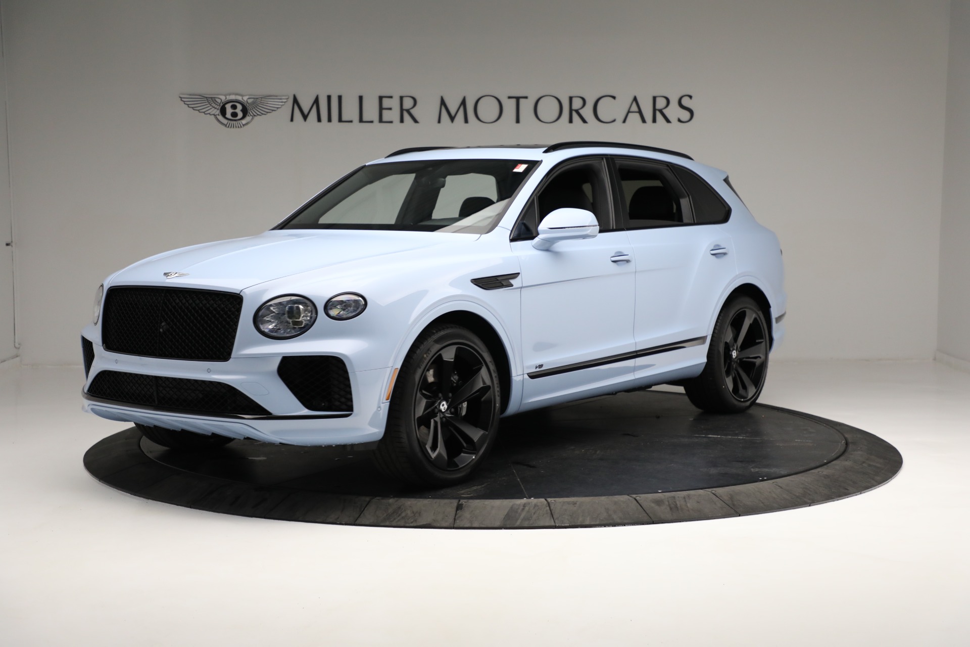 Used 2022 Bentley Bentayga V8 for sale Sold at McLaren Greenwich in Greenwich CT 06830 1