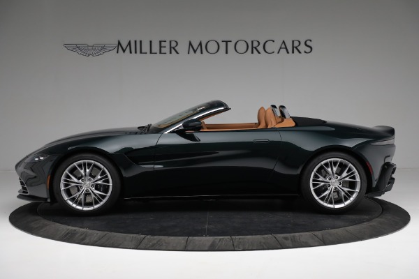 New 2022 Aston Martin Vantage Roadster for sale $192,716 at McLaren Greenwich in Greenwich CT 06830 2