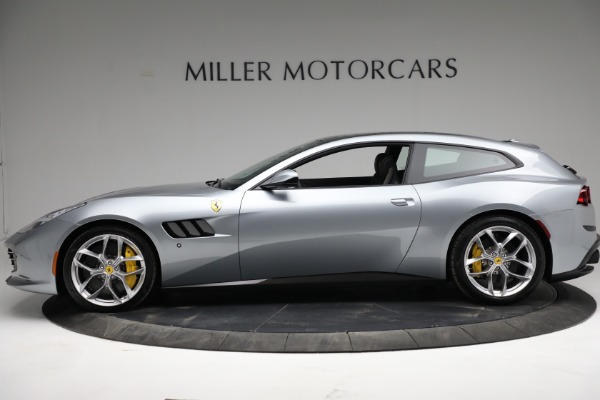 Used 2019 Ferrari GTC4Lusso T for sale $232,900 at McLaren Greenwich in Greenwich CT 06830 3