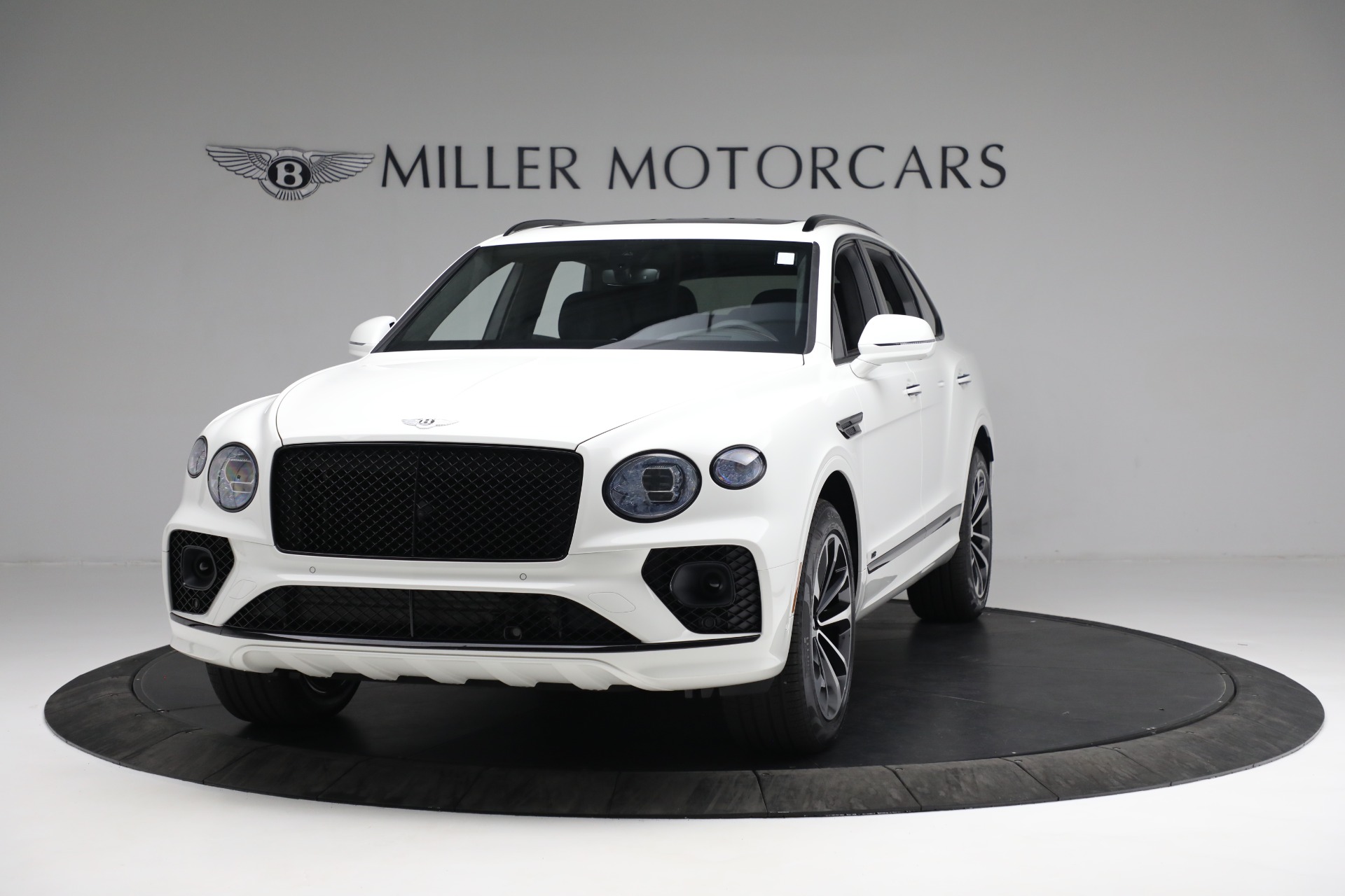 New 2022 Bentley Bentayga V8 for sale Call for price at McLaren Greenwich in Greenwich CT 06830 1