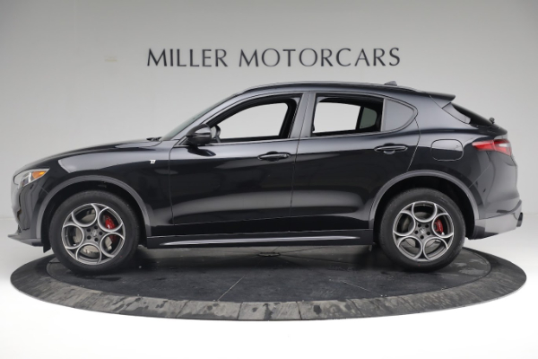 New 2022 Alfa Romeo Stelvio Ti for sale $56,975 at McLaren Greenwich in Greenwich CT 06830 3