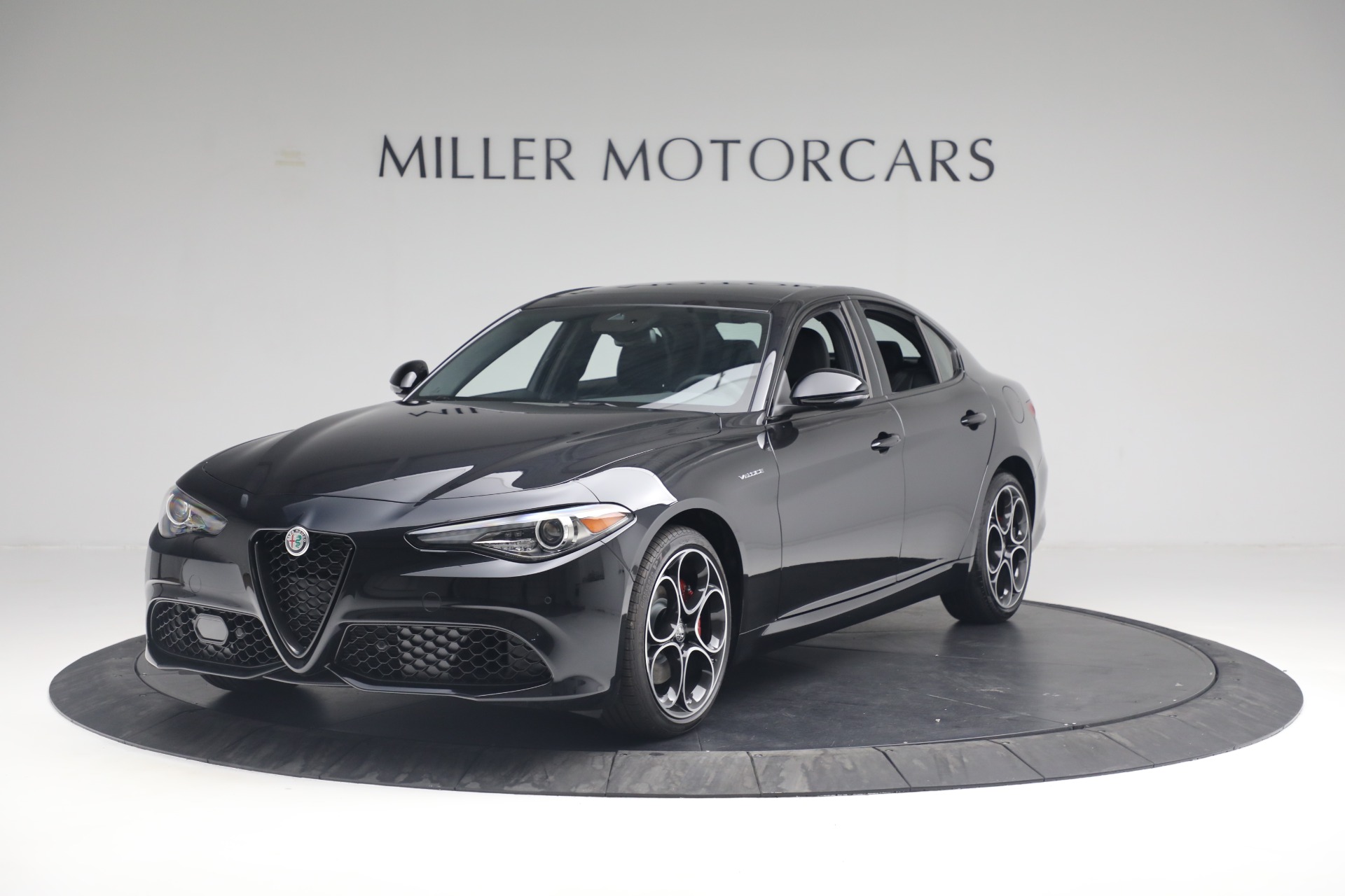 New 2022 Alfa Romeo Giulia Veloce for sale Sold at McLaren Greenwich in Greenwich CT 06830 1