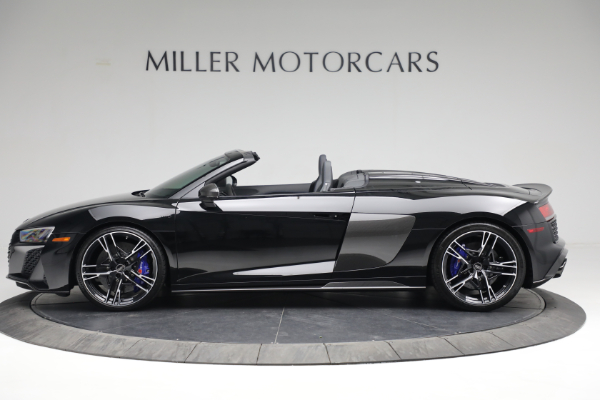 Used 2022 Audi R8 5.2 quattro V10 perform. Spyder for sale Sold at McLaren Greenwich in Greenwich CT 06830 3