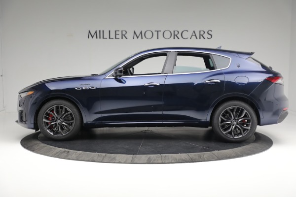 New 2022 Maserati Levante Modena for sale Sold at McLaren Greenwich in Greenwich CT 06830 3