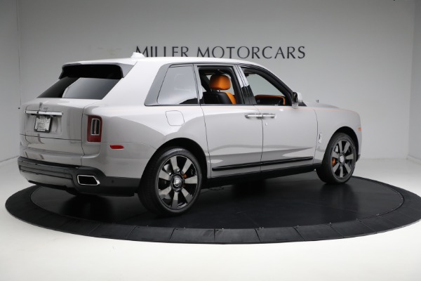 Used 2022 Rolls-Royce Cullinan for sale $355 at McLaren Greenwich in Greenwich CT 06830 2