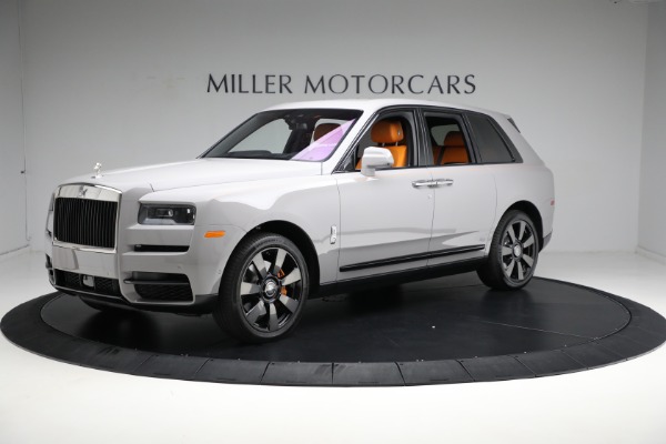 Used 2022 Rolls-Royce Cullinan for sale $355 at McLaren Greenwich in Greenwich CT 06830 1