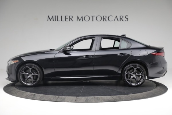 Used 2021 Alfa Romeo Giulia Ti Sport for sale Sold at McLaren Greenwich in Greenwich CT 06830 3