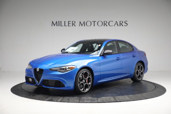 New 2022 Alfa Romeo Giulia Veloce for sale Sold at McLaren Greenwich in Greenwich CT 06830 2