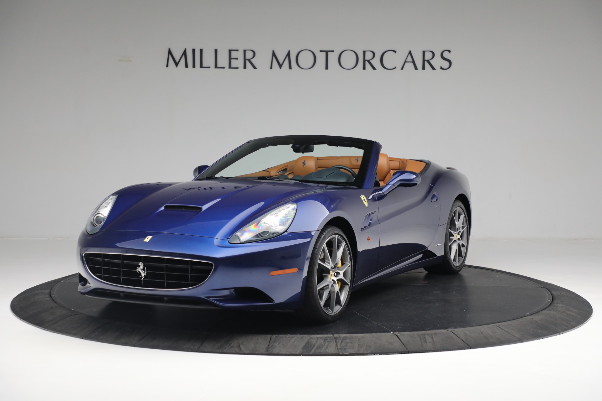Used 2010 Ferrari California for sale $115,900 at McLaren Greenwich in Greenwich CT 06830 1
