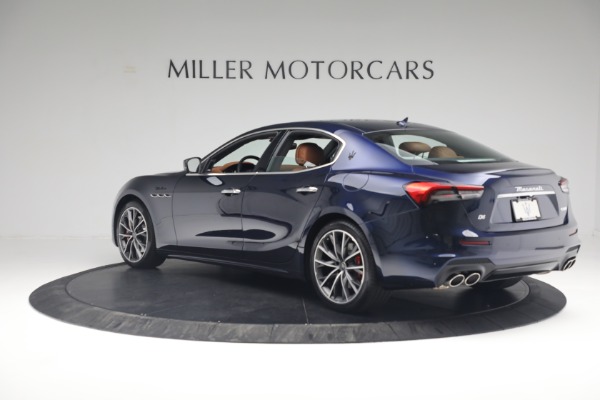 New 2022 Maserati Ghibli Modena Q4 for sale Sold at McLaren Greenwich in Greenwich CT 06830 4