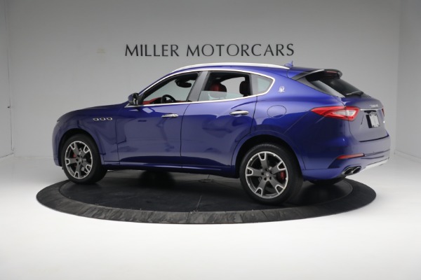 Used 2017 Maserati Levante for sale Sold at McLaren Greenwich in Greenwich CT 06830 4