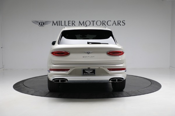 New 2023 Bentley Bentayga EWB Azure for sale $302,995 at McLaren Greenwich in Greenwich CT 06830 4