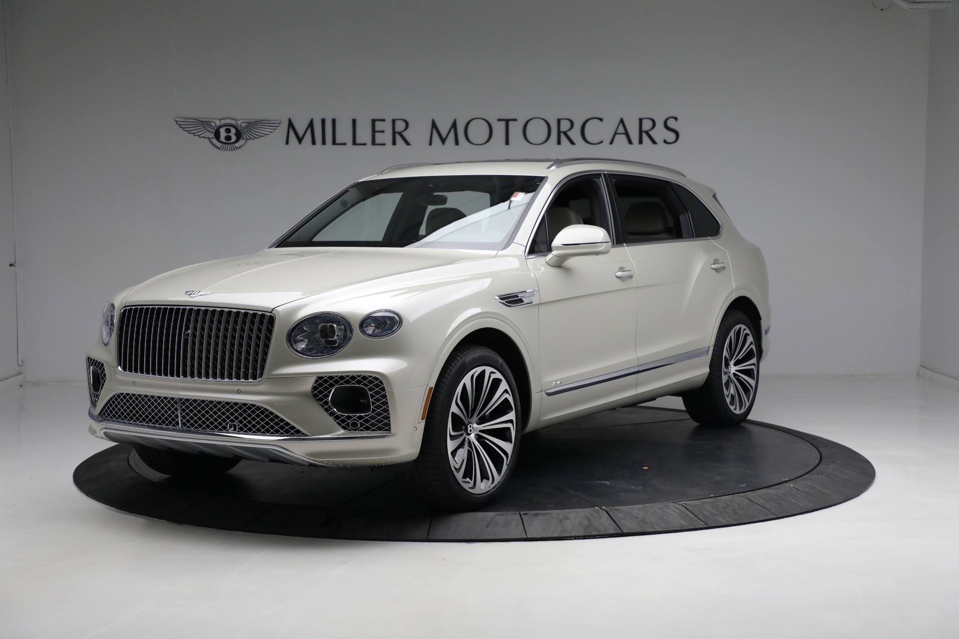 New 2023 Bentley Bentayga EWB Azure for sale $302,995 at McLaren Greenwich in Greenwich CT 06830 1
