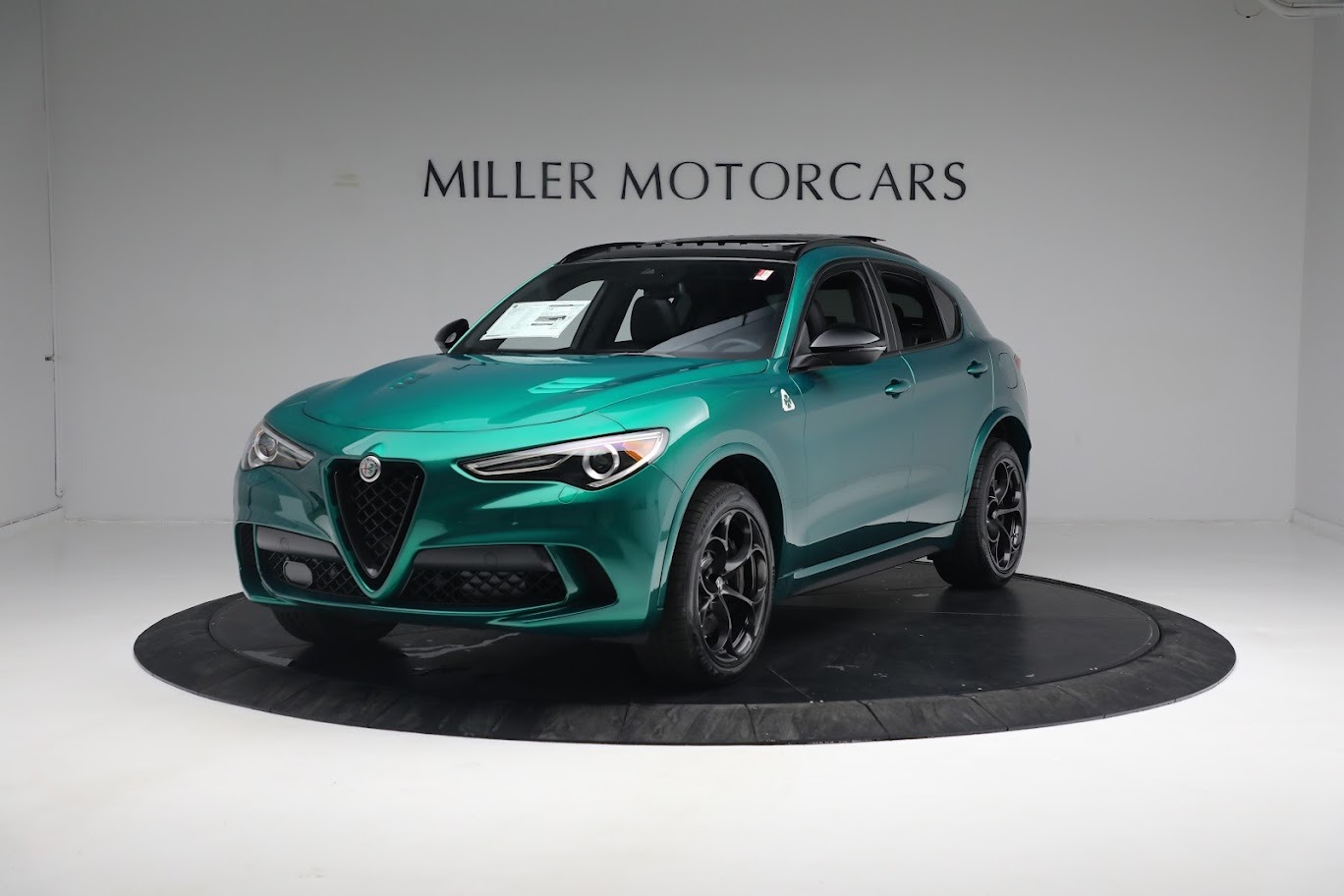 New 2022 Alfa Romeo Stelvio Quadrifoglio for sale $79,290 at McLaren Greenwich in Greenwich CT 06830 1