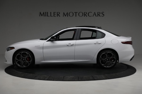 New 2023 Alfa Romeo Giulia Veloce for sale Sold at McLaren Greenwich in Greenwich CT 06830 3