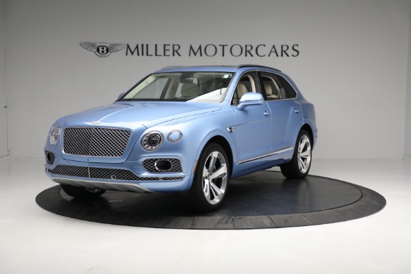 Used 2018 Bentley Bentayga W12 Signature for sale Sold at McLaren Greenwich in Greenwich CT 06830 1