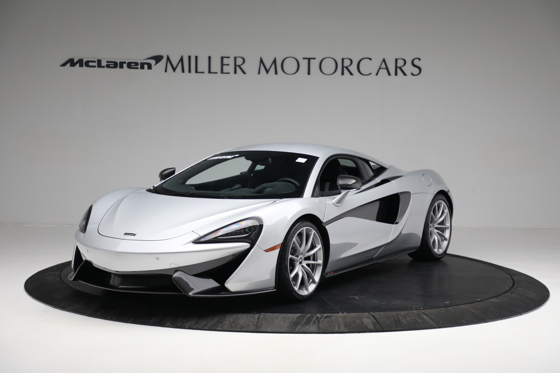 Used 2019 McLaren 570S for sale $187,900 at McLaren Greenwich in Greenwich CT 06830 1