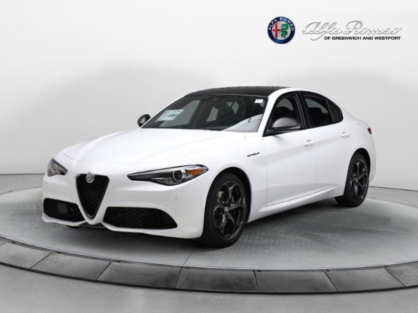 New 2023 Alfa Romeo Giulia Estrema for sale $55,610 at McLaren Greenwich in Greenwich CT 06830 1