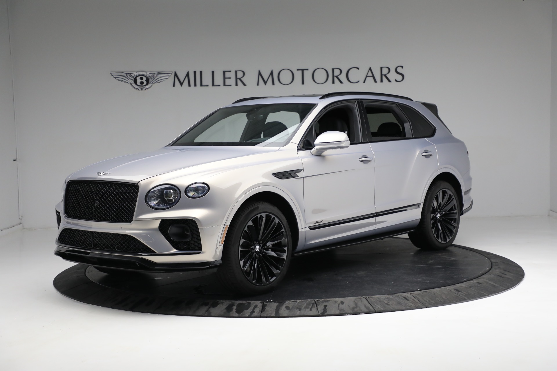 Used 2022 Bentley Bentayga Speed for sale $299,900 at McLaren Greenwich in Greenwich CT 06830 1