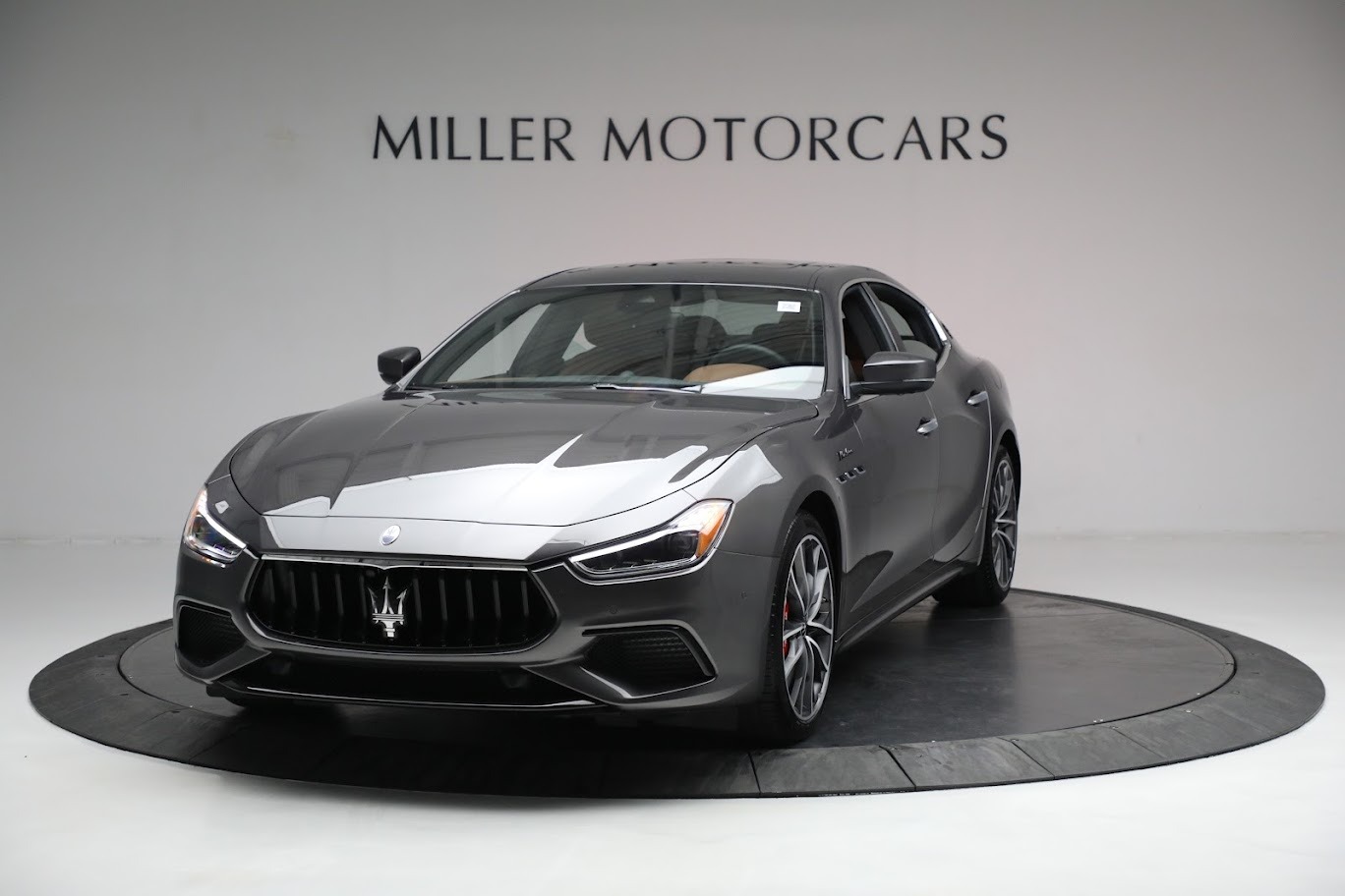 New 2023 Maserati Ghibli Modena Q4 for sale $98,295 at McLaren Greenwich in Greenwich CT 06830 1