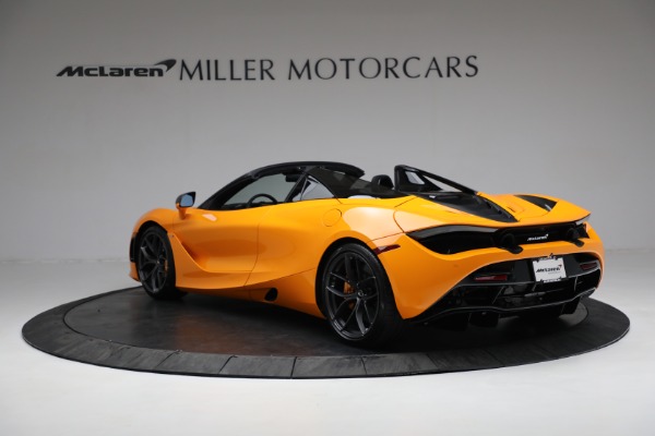 New 2022 McLaren 720S Spider Performance for sale $377,370 at McLaren Greenwich in Greenwich CT 06830 4