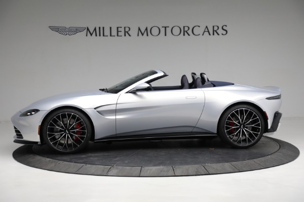 Used 2023 Aston Martin Vantage Roadster for sale Sold at McLaren Greenwich in Greenwich CT 06830 2