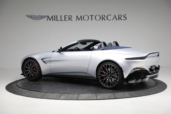 Used 2023 Aston Martin Vantage Roadster for sale Sold at McLaren Greenwich in Greenwich CT 06830 3