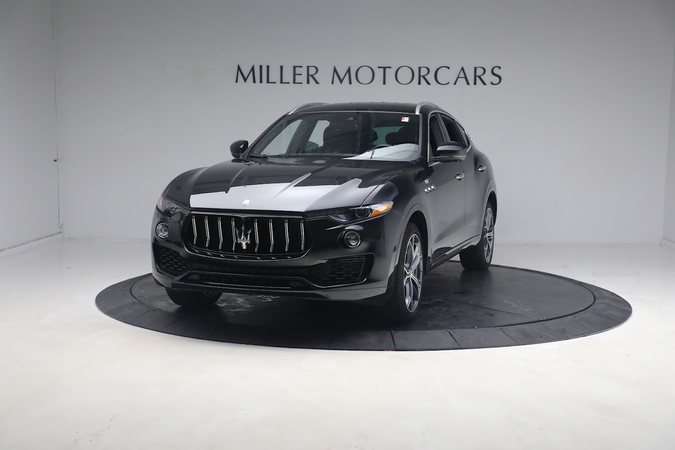 New 2023 Maserati Levante GT for sale $84,900 at McLaren Greenwich in Greenwich CT 06830 1