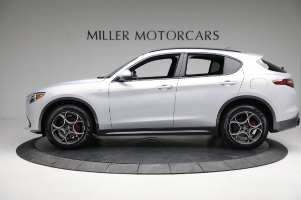 New 2022 Alfa Romeo Stelvio Ti for sale $53,855 at McLaren Greenwich in Greenwich CT 06830 3