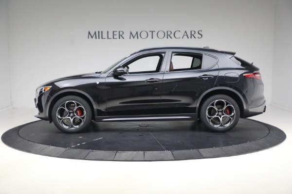 Used 2023 Alfa Romeo Stelvio Ti for sale $32,900 at McLaren Greenwich in Greenwich CT 06830 4