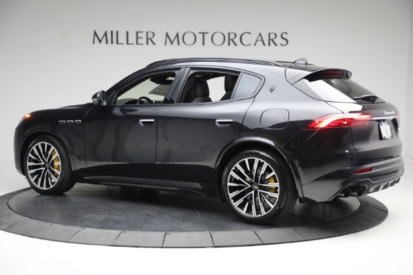 New 2023 Maserati Grecale Modena for sale Sold at McLaren Greenwich in Greenwich CT 06830 4