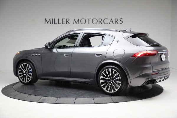 New 2023 Maserati Grecale Modena for sale $79,995 at McLaren Greenwich in Greenwich CT 06830 4
