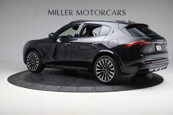 Used 2023 Maserati Grecale Modena for sale Sold at McLaren Greenwich in Greenwich CT 06830 4