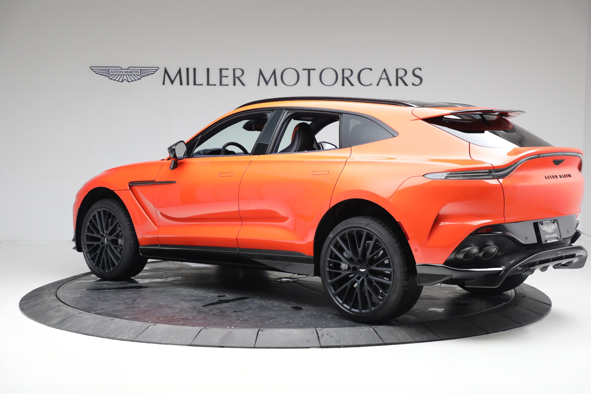 New 2023 Aston Martin DBX 707 For Sale (Special Pricing) | McLaren
