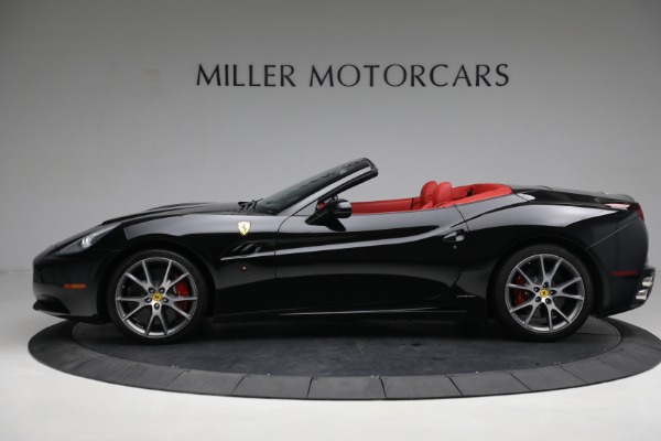 Used 2013 Ferrari California 30 for sale Sold at McLaren Greenwich in Greenwich CT 06830 3