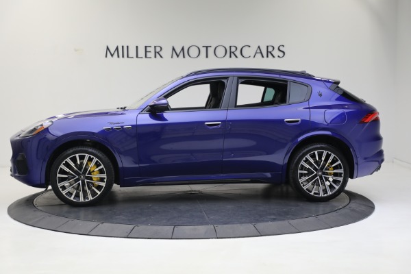 New 2023 Maserati Grecale Modena for sale $78,900 at McLaren Greenwich in Greenwich CT 06830 3